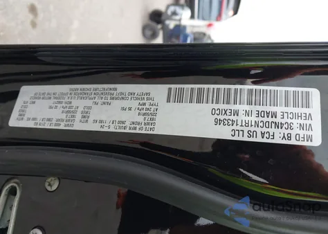 2024 Jeep Compass Limited 4X4 z USA, uszkodzony, nr VIN 3C4NJDCN1RT143346